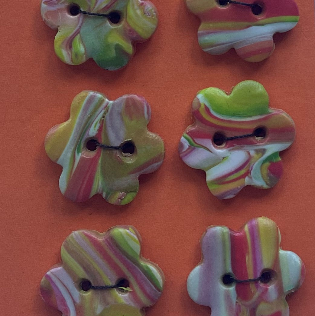 Handgjorda knappar blomma multicolor (grön)