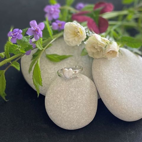 Silverring omlott med hjärta