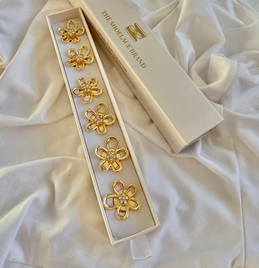 Open Gold Flower Crystal Button Charm Gold, 6-pack inkl presentask