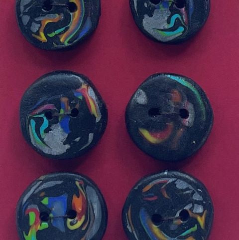 Handgjorda knappar multicolor (svart)